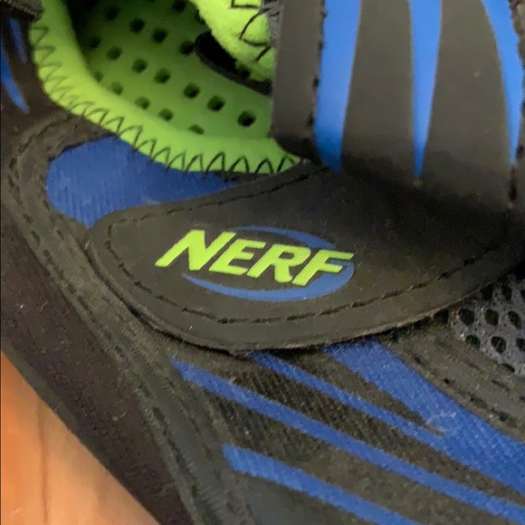 Nerf water shoes size 13/1 - Picture 2 of 7